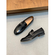 Gucci Marmont Logo-Embellished Leather Loafers