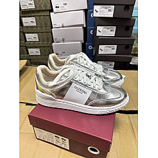 Valentino Garavani Upvillage Sneakers