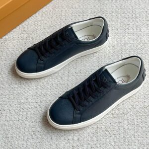 Tod’s Allacciata Cassetta Leather Sneakers