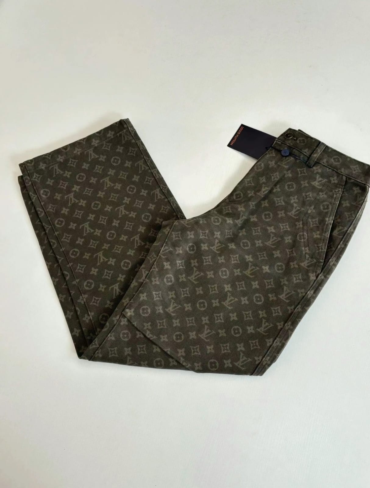 louis vuitton monogram denim trousers – spring summer 2026 collection louis vuitton monogram denim trousers – spring summer 2026 collection