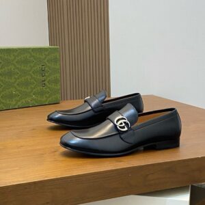 gucci men’s black leather loafers