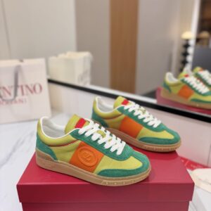 valentino garavani upvillage low top sneakers