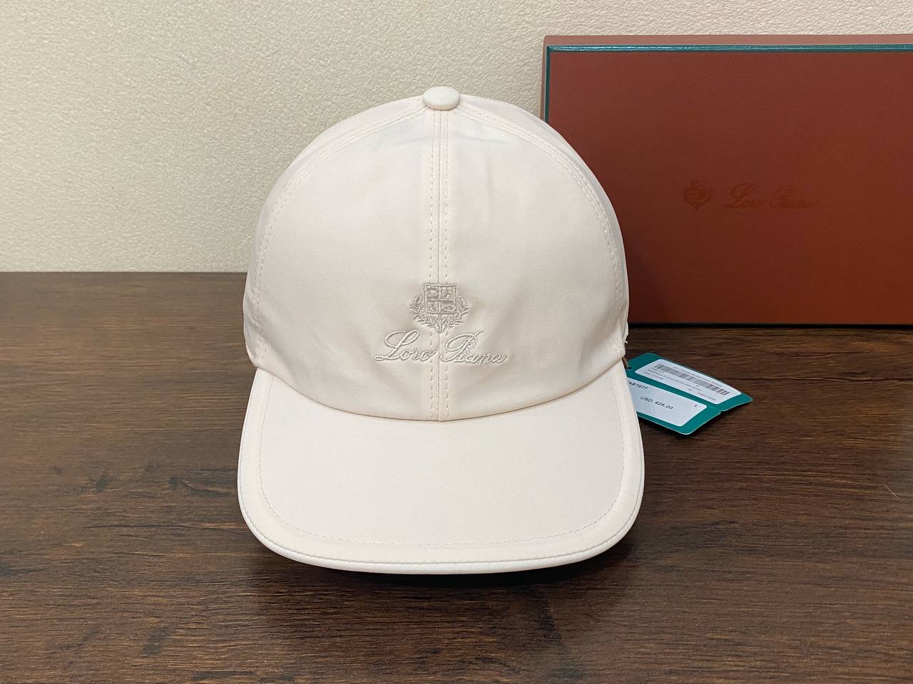 loro piana embroidered logo baseball cap loro piana embroidered logo baseball cap