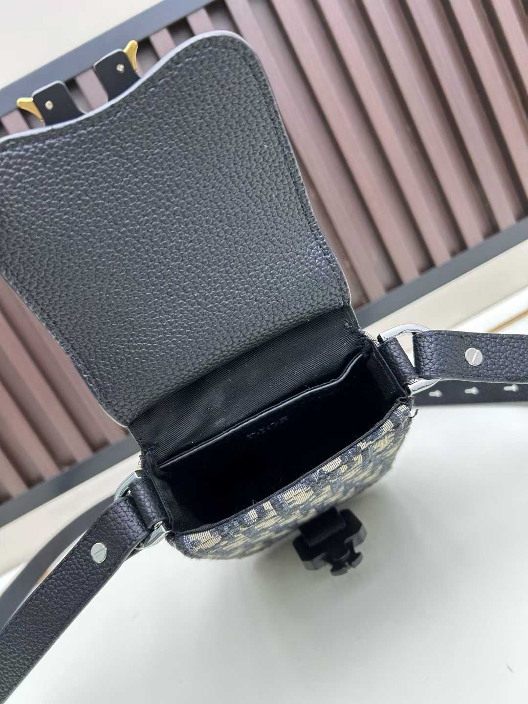 christian dior saddle vertical pouch christian dior saddle vertical pouch