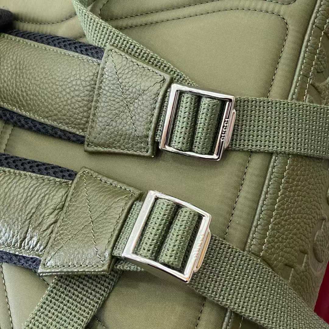 gucci medium jumbo gg backpack gucci medium jumbo gg backpack