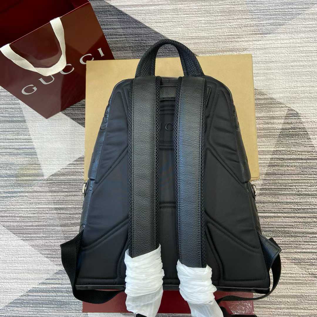 gucci medium jumbo gg backpack gucci medium jumbo gg backpack
